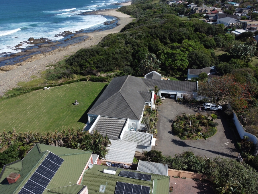 5 Bedroom Property for Sale in Gonubie Eastern Cape